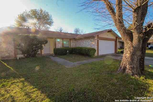 Homes For Rent - 8707 Glen Bluff<br/> San Antonio, TX 78239