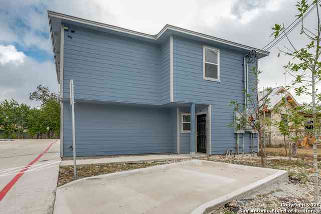 Other For Rent - 1835 W Poplar #402<br/> San Antonio, TX 78207