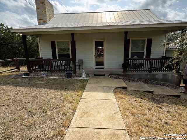 Homes For Rent - 186 Lakeview Rd<br/> Lakehills, TX 78063