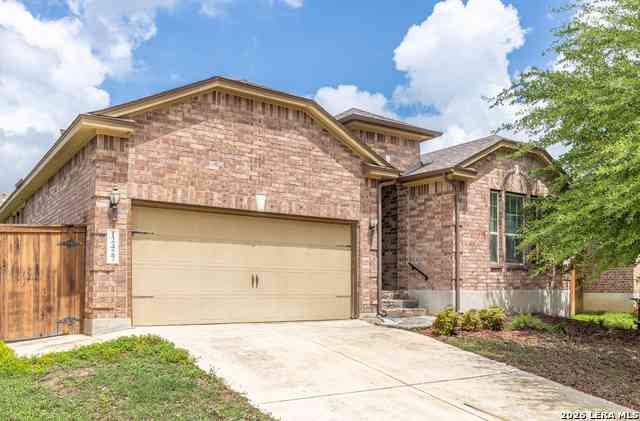 Homes For Rent - 12427 Law Crk<br/> San Antonio, TX 78254