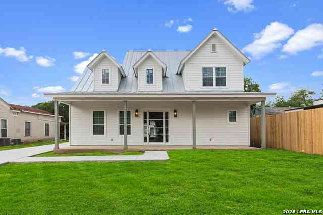 Homes For Rent - 158 S Academy Ave<br/> New Braunfels, TX 78130