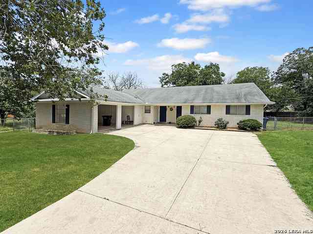Multifamily For Rent - 1017 Evening Dun<br/> San Antonio, TX 78213