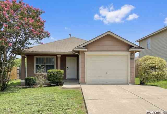 Homes For Rent - 6926 Opal Clfs<br/> Converse, TX 78109