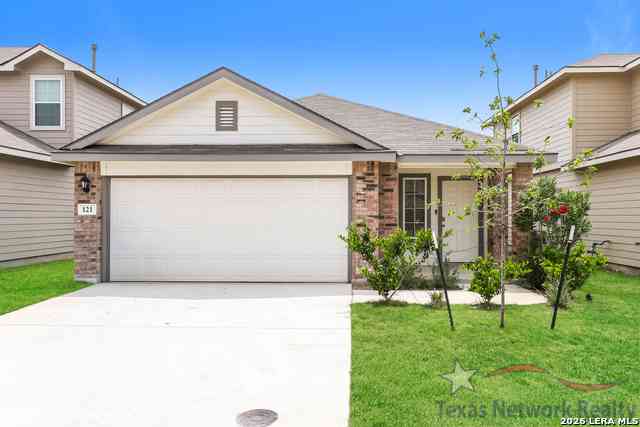 Homes For Rent - 121 Legendary Trail Loop<br/> Floresville, TX 78114