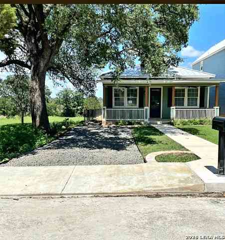 Homes For Rent - 291 S East Ave<br/> New Braunfels, TX 78130