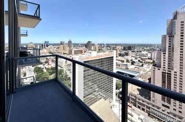 Condo For Rent - 610 E Market #UNIT 2606<br/> San Antonio, TX 78205