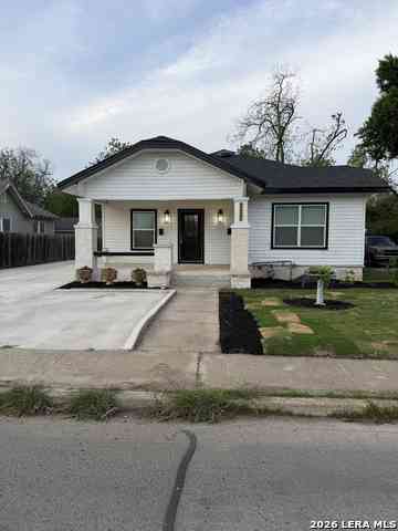 Multifamily For Rent - 2427 W Southcross Blvd #2<br/> San Antonio, TX 78211