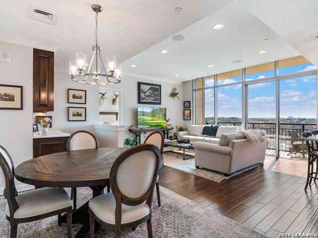 Condo For Rent - 4242 Broadway Street #802<br/> San Antonio, TX 78209