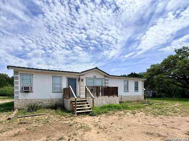 Mobile Home For Rent - 254 Kens Rd<br/> Lakehills, TX 78063
