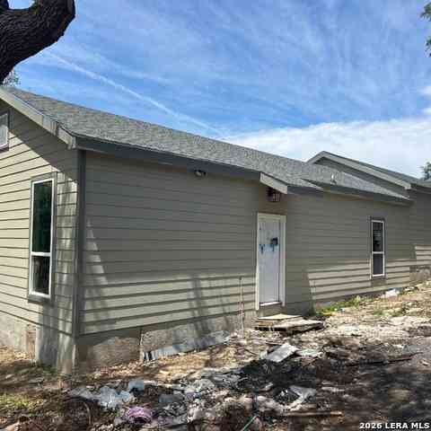 Other For Rent - 1130 Hidden Fawn #1<br/> Canyon Lake, TX 78133