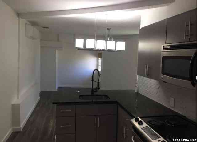 Multifamily For Rent - 100 Dinn Dr #6<br/> San Antonio, TX 78218