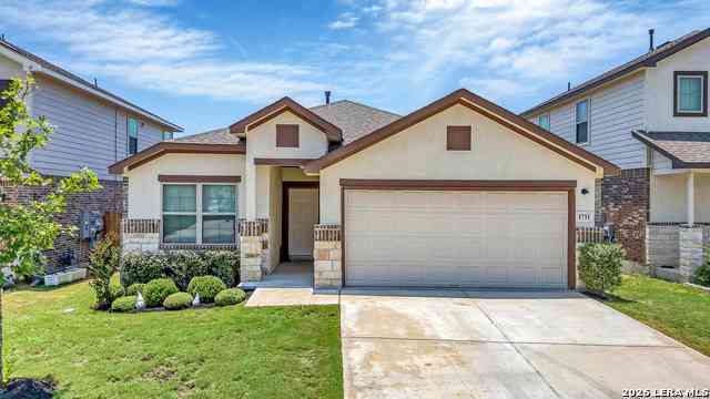 Homes For Rent - 1711 Stone House<br/> New Braunfels, TX 78132