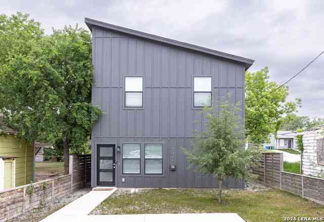 Multifamily For Rent - 2346 Dakota St #1101<br/> San Antonio, TX 78203