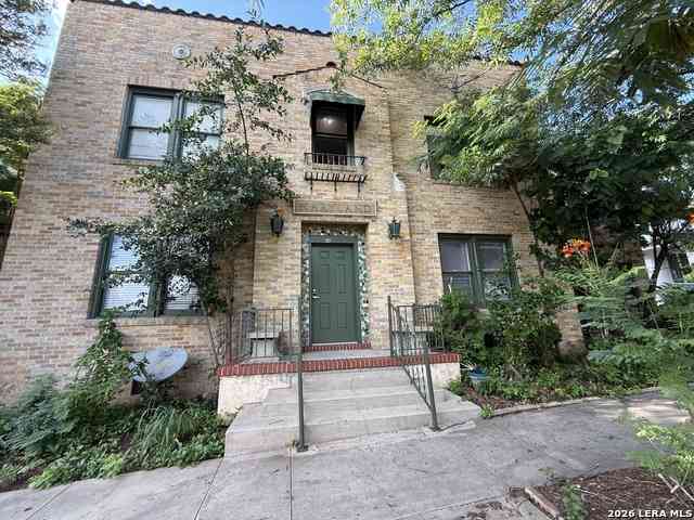 Apartment For Rent - 326 W Huisache Ave #11<br/> San Antonio, TX 78212