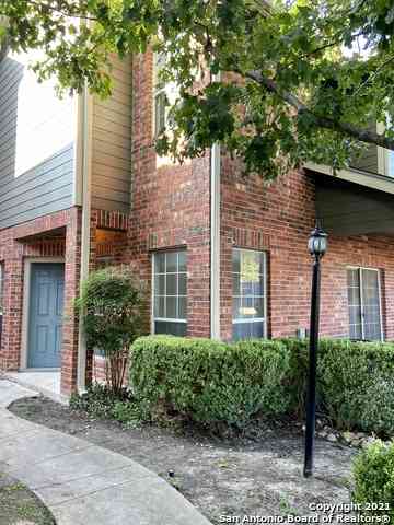 Condo For Rent - 40 Chapel Hill Cir<br/> San Antonio, TX 78240