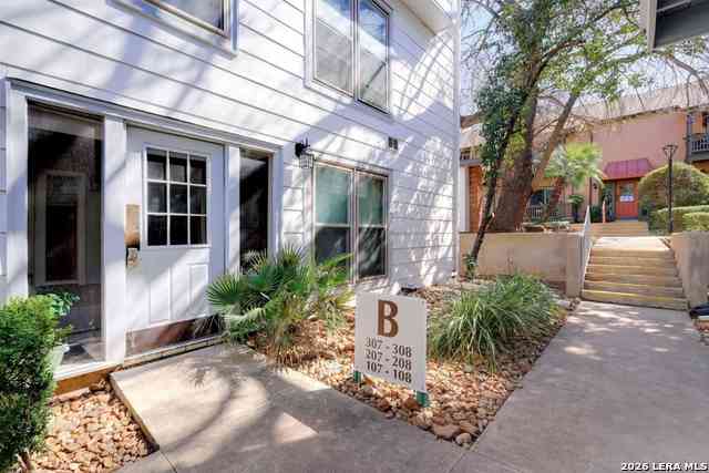 Condo For Rent - 2300 Nacogdoches Unit 307b #307B<br/> San Antonio, TX 78209