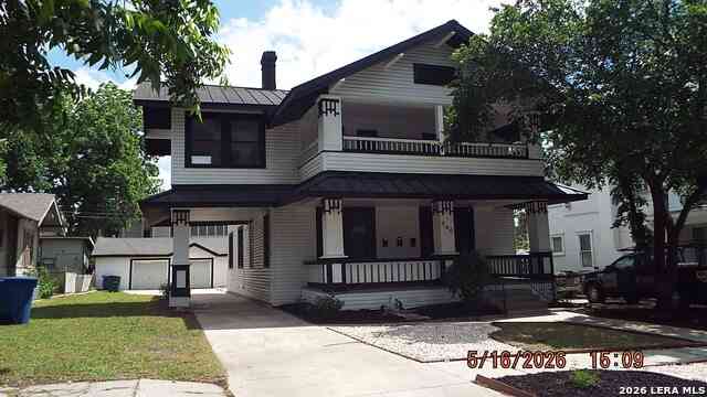 Apartment For Rent - 940 W Mulberry #DOWNSTAIRS, 1<br/> San Antonio, TX 78201
