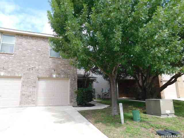 Multifamily For Rent - 1315 Garden Dusk #2<br/> San Antonio, TX 78245