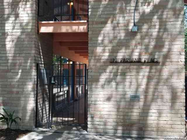 Apartment For Rent - 133 Parland Pl #3<br/> San Antonio, TX 78209
