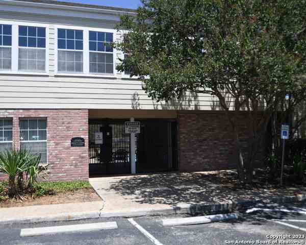 Condo For Rent - 11610 Vance Jackson Rd #506<br/> San Antonio, TX 78230