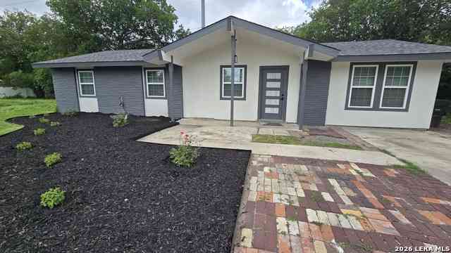 Homes For Rent - 4811 Village Vw<br/> San Antonio, TX 78218