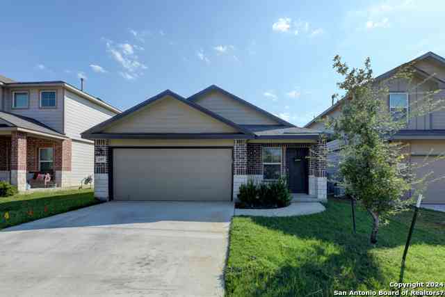 Homes For Rent - 197 Middle Green Loop<br/> Floresville, TX 78114