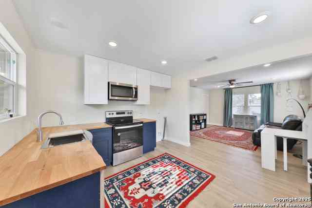 Multifamily For Rent - 315 W Norwood Ct #1<br/> San Antonio, TX 78212