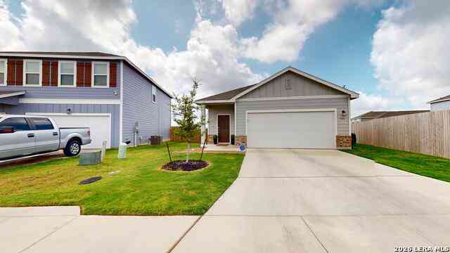 Homes For Rent - 5814 Lilac Lndg<br/> Converse, TX 78109