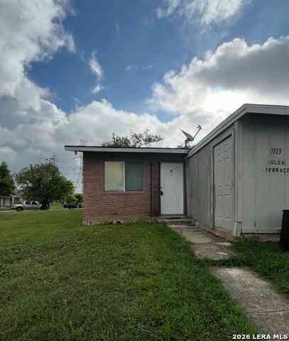 Multifamily For Rent - 7115 Glen Ter #4<br/> San Antonio, TX 78239