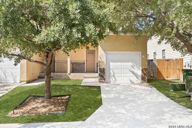 Homes For Rent - 4915 Appleseed Ct<br/> San Antonio, TX 78238