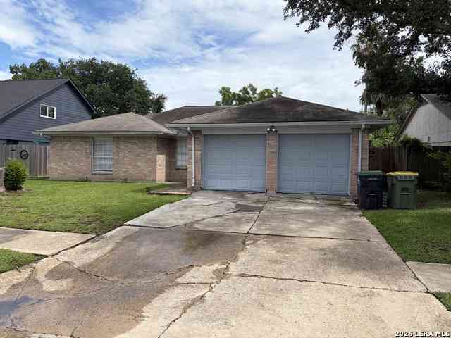 Homes For Rent - 3106 Pilgrims Point Ln<br/> Pearland, TX 77581