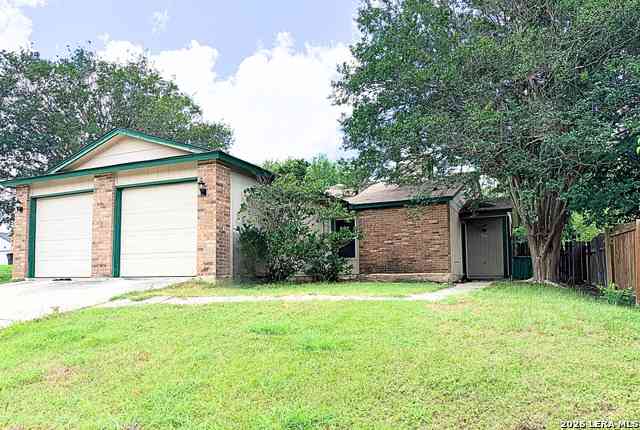Multifamily For Rent - 14425 Waddesdon Bluff<br/> San Antonio, TX 78233