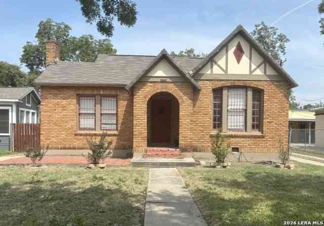 Homes For Rent - 1541 W Mulberry<br/> San Antonio, TX 78201