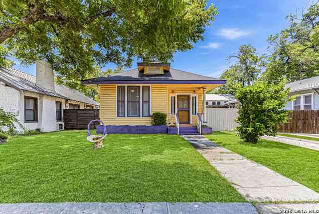 Homes For Rent - 631 Cedar St<br/> San Antonio, TX 78210