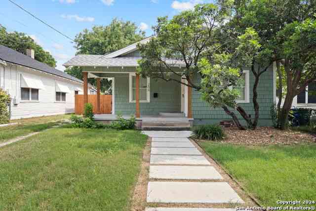 Homes For Rent - 206 W High Ave<br/> San Antonio, TX 78210