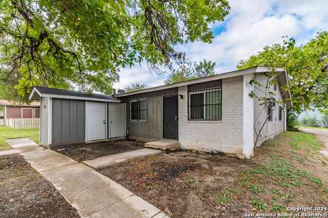Multifamily For Rent - 7131 Glen Ter #1<br/> San Antonio, TX 78239
