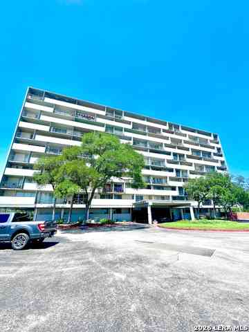 Condo For Rent - 7039 San Pedro Ave #704<br/> San Antonio, TX 78216