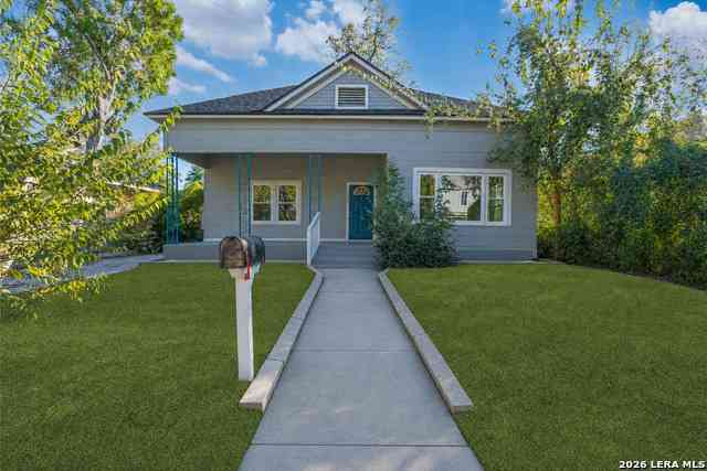 Homes For Rent - 222 Belmont<br/> San Antonio, TX 78202