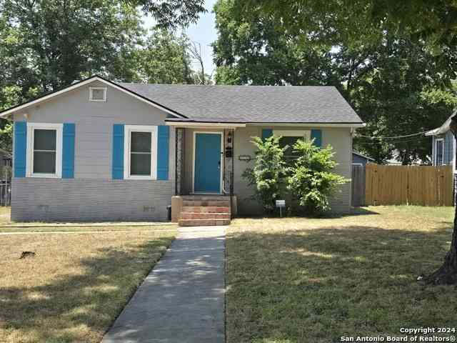 Homes For Rent - 122 Leming<br/> San Antonio, TX 78201
