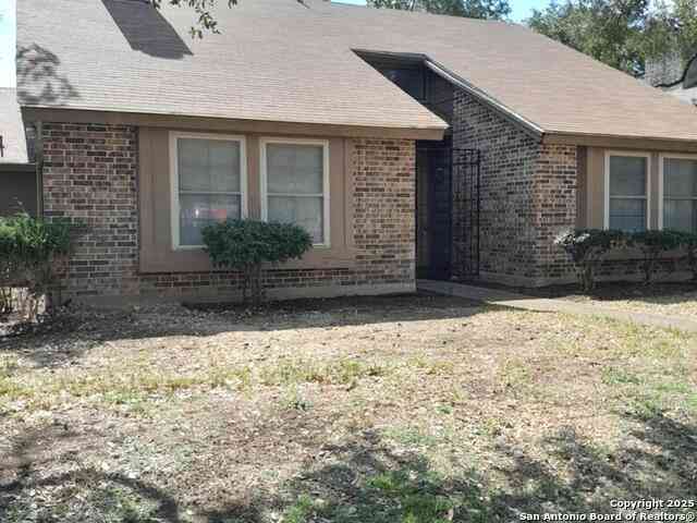 Homes For Rent - 4202 W Shadow Oak Woods<br/> San Antonio, TX 78249