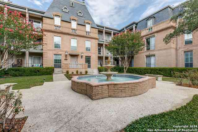 Condo For Rent - 7709 Broadway #113<br/> San Antonio, TX 78209