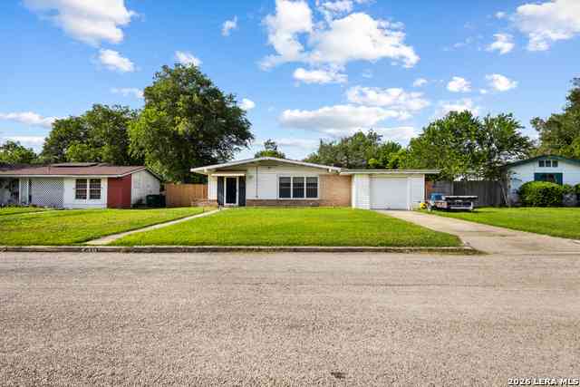 Homes For Rent - 230 Brettonwood Dr<br/> San Antonio, TX 78218