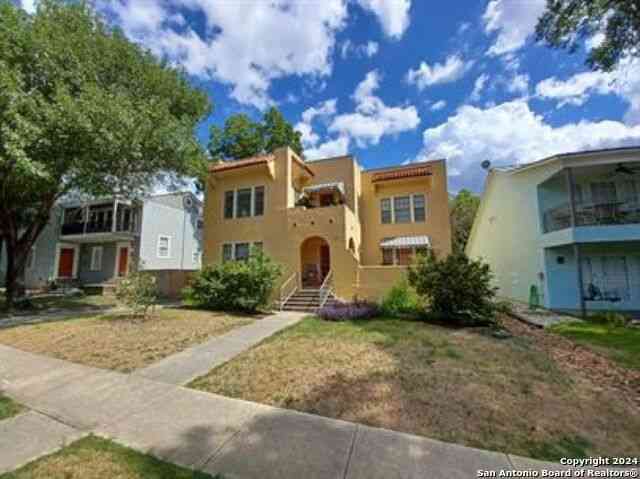 Apartment For Rent - 214 Funston Pl #3<br/> San Antonio, TX 78209
