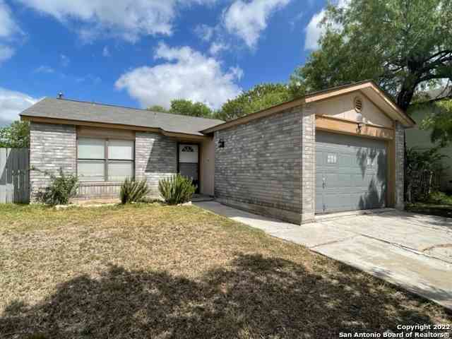 Homes For Rent - 2167 Mossy Creek Dr<br/> San Antonio, TX 78245