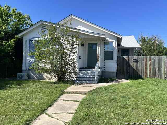 Multifamily For Rent - 925 Donaldson Ave<br/> San Antonio, TX 78228