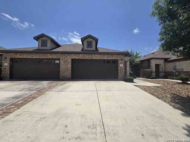 Multifamily For Rent - 685 Creekside Cir<br/> New Braunfels, TX 78130