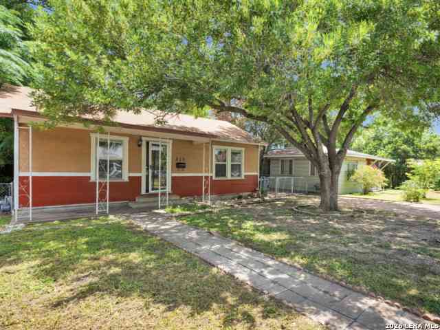 Homes For Rent - 317 Frost St<br/> San Antonio, TX 78201
