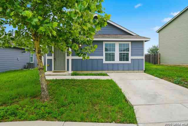 Homes For Rent - 423 Ambush Rdg<br/> San Antonio, TX 78220