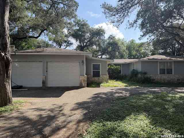 Homes For Rent - 726 Encino Dr<br/> New Braunfels, TX 78130