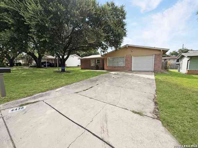 Homes For Rent - 4438 Newcome Dr<br/> San Antonio, TX 78229